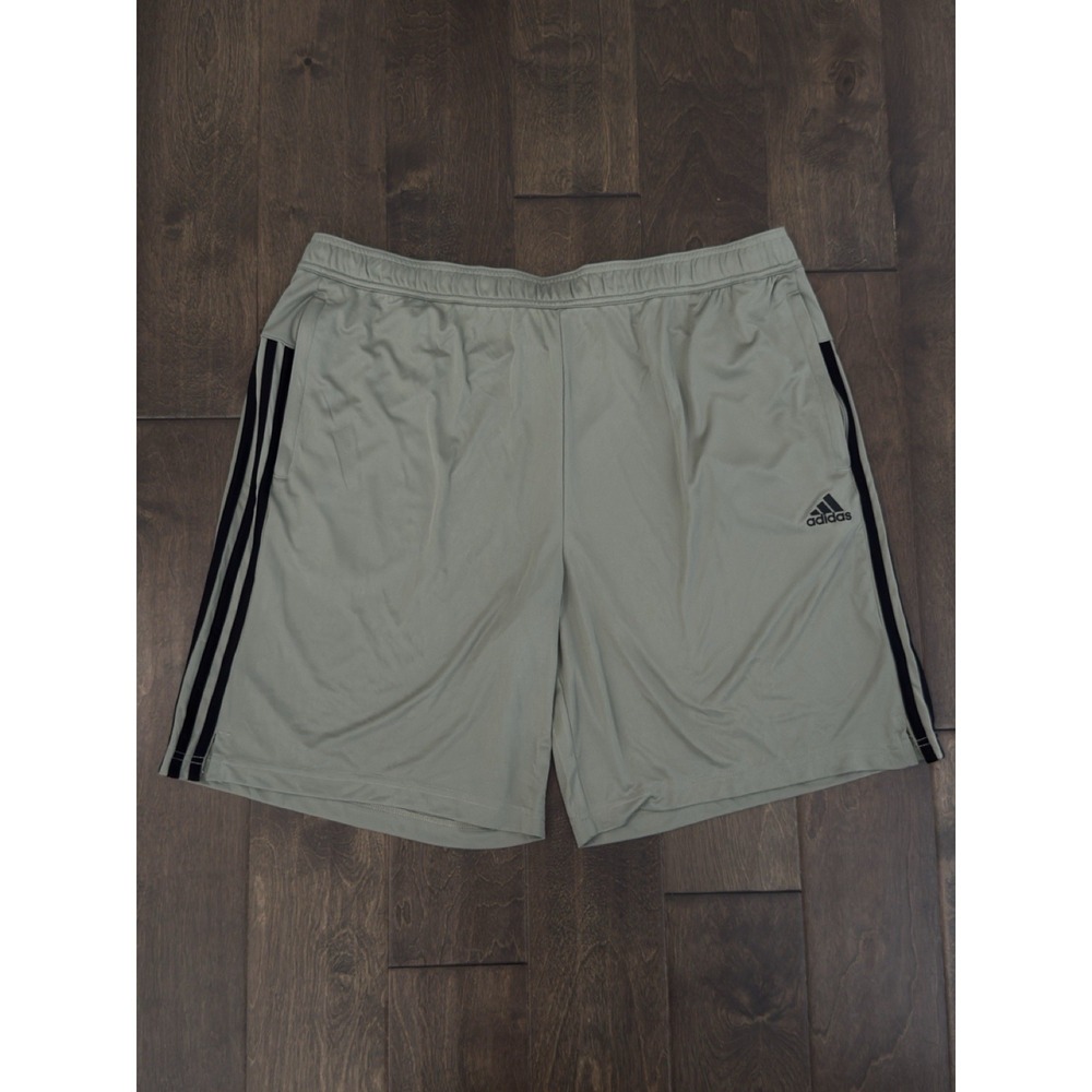 Adidas Mens Athletic Basketball Green Shorts Black Three Stripes Logo Size 2XL